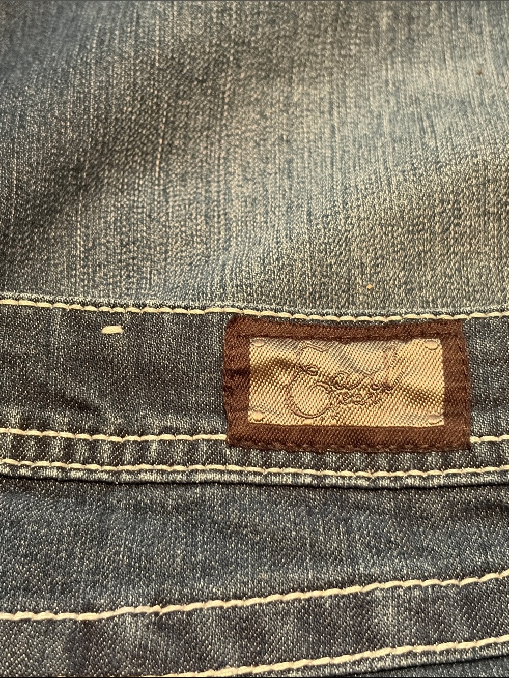 Earl Jean Denim Skirt Rhinestone Cross Pocket Detail - Picture 4 of 6
